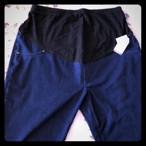 NWT!!! Maternity Jeggings 🤰full belly panel